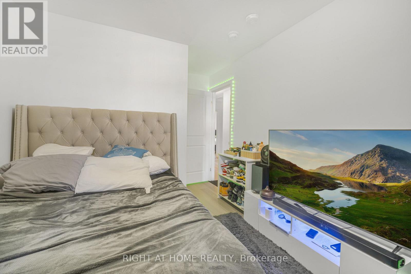 3 SWART LANE - 24