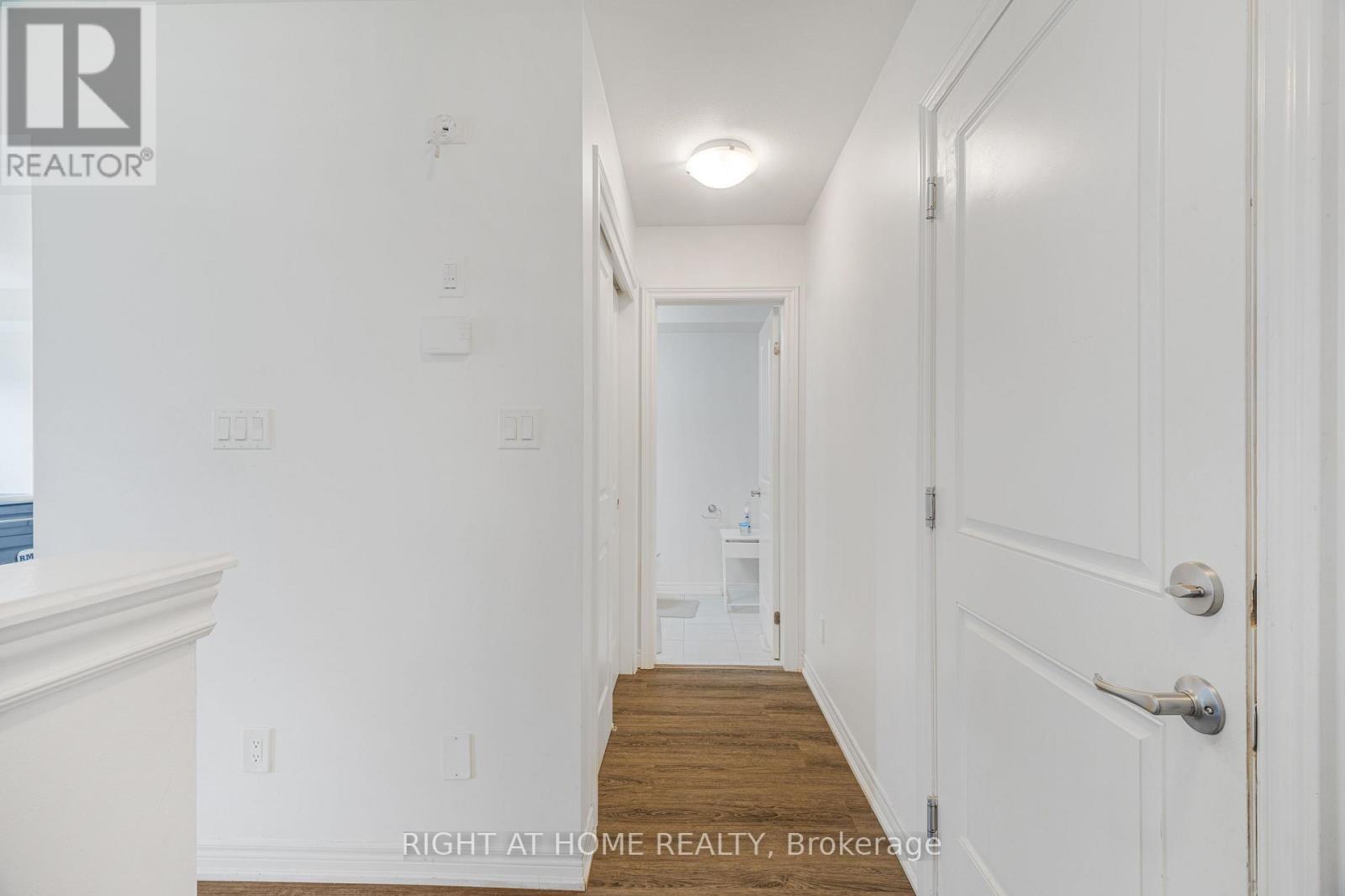 3 SWART LANE - 32