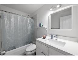 201 8972 Fleetwood Way, Surrey, BC V3R0T5 Photo 18