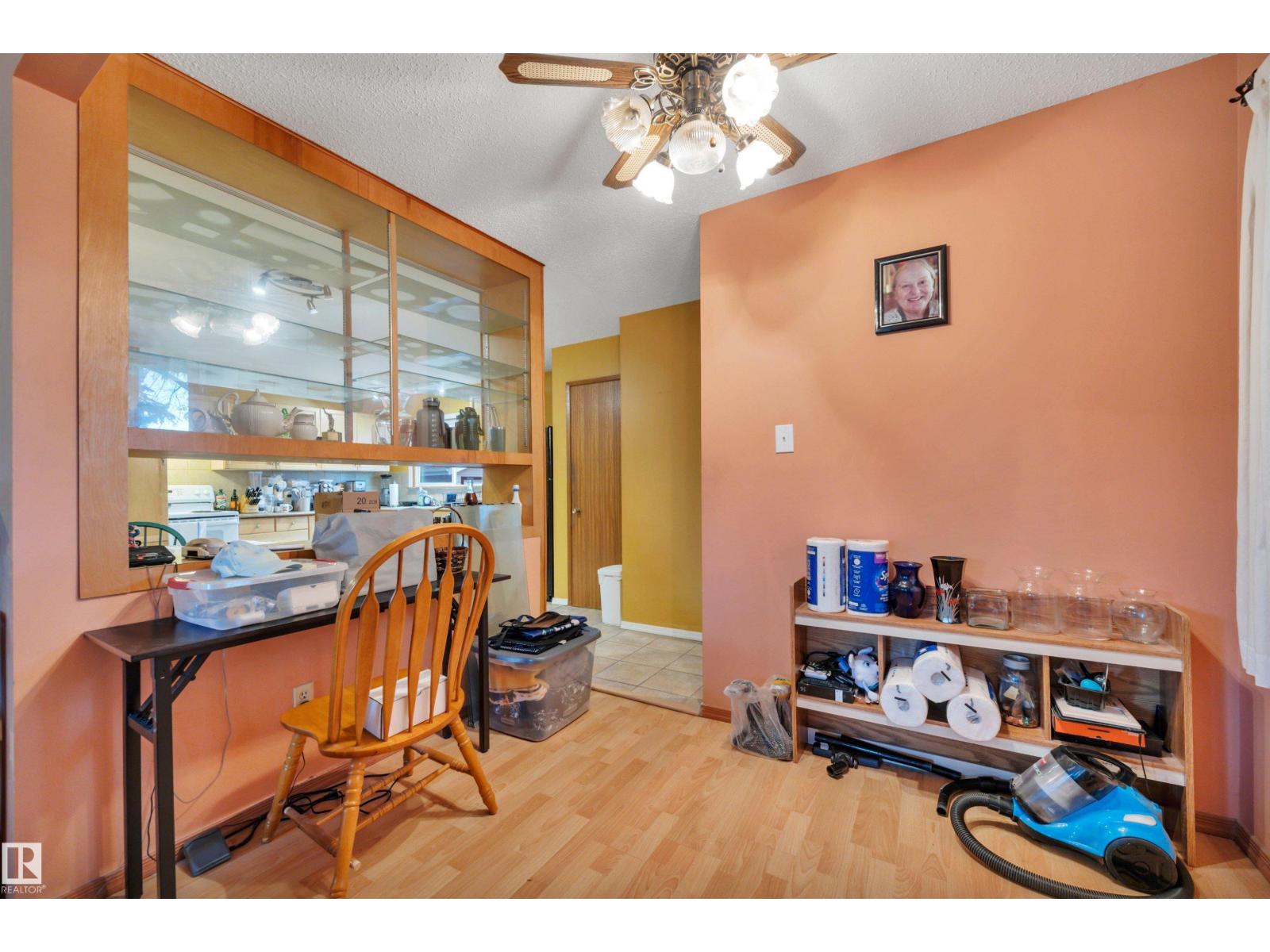 107 CORINTHIA DR — photo 9