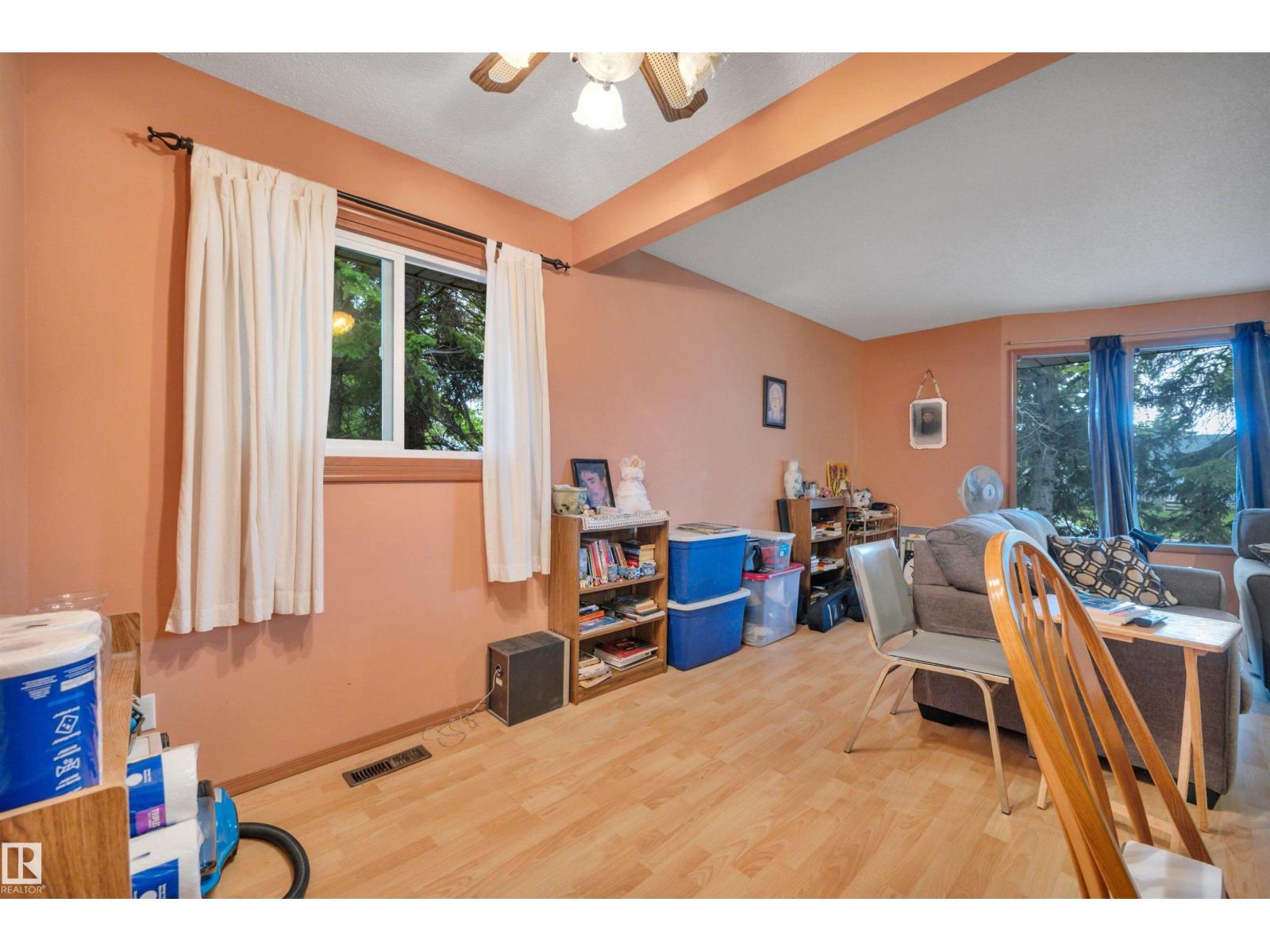 107 CORINTHIA DR — photo 10