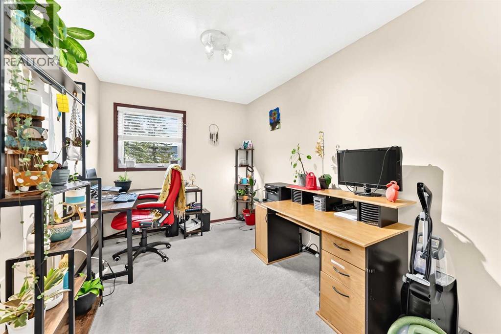 21 Amer Close, Red Deer