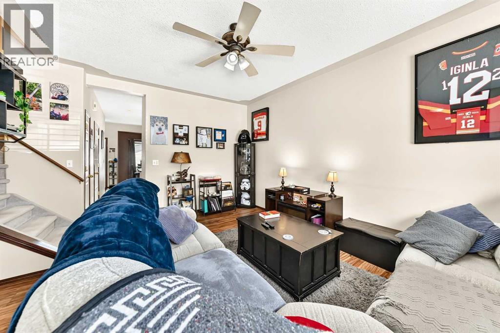 21 Amer Close, Red Deer