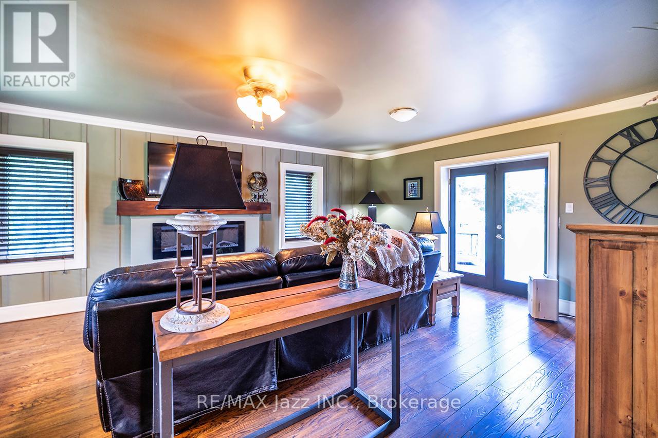 641 ENRIGHT ROAD - 15