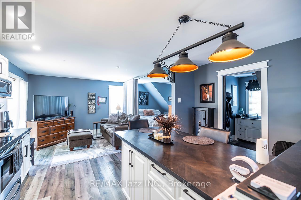 641 ENRIGHT ROAD - 28