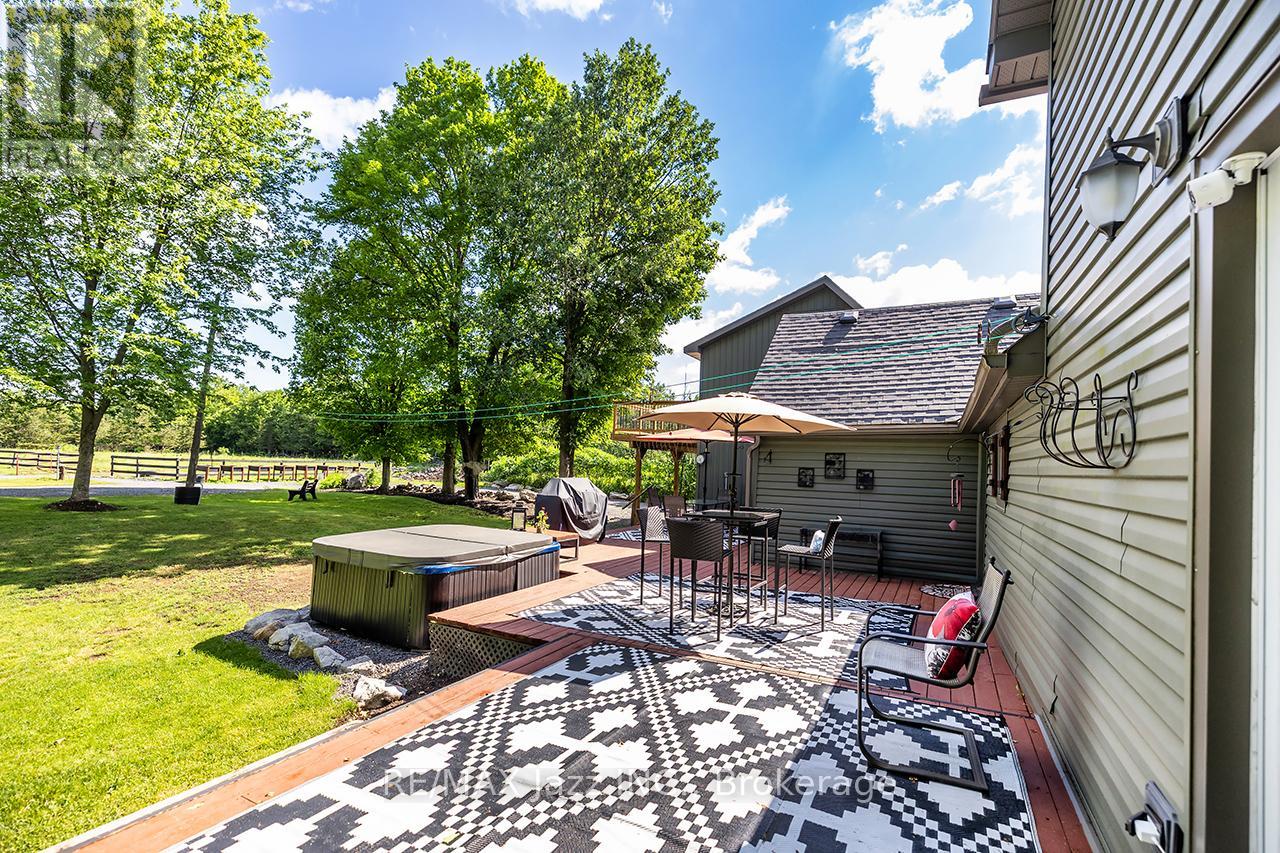 641 ENRIGHT ROAD - 33