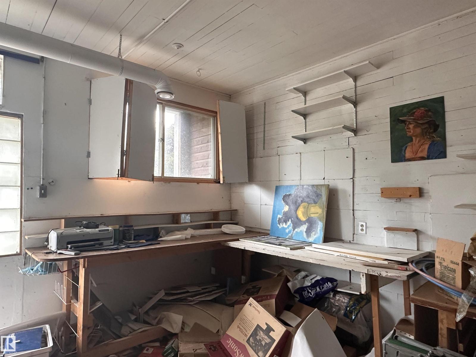 5011 50 AV — photo 22