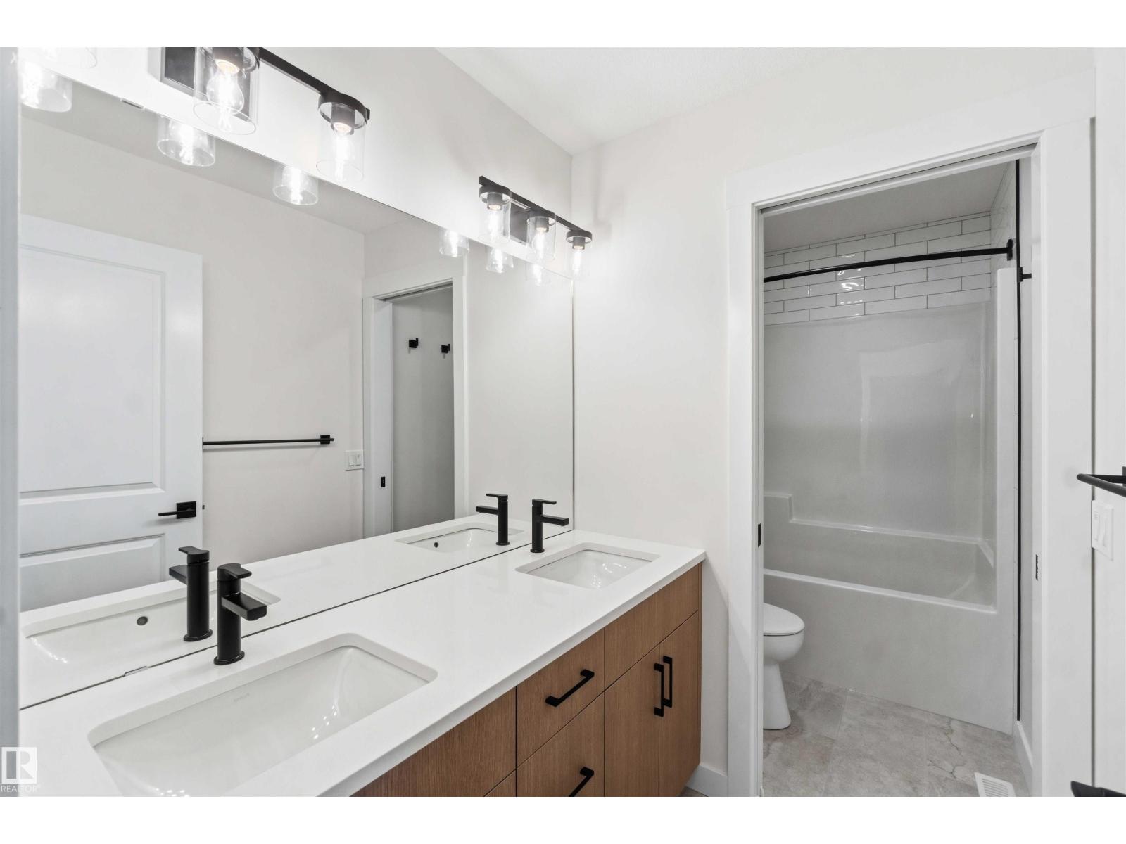 1085 CRISTALL CR SW - 18
