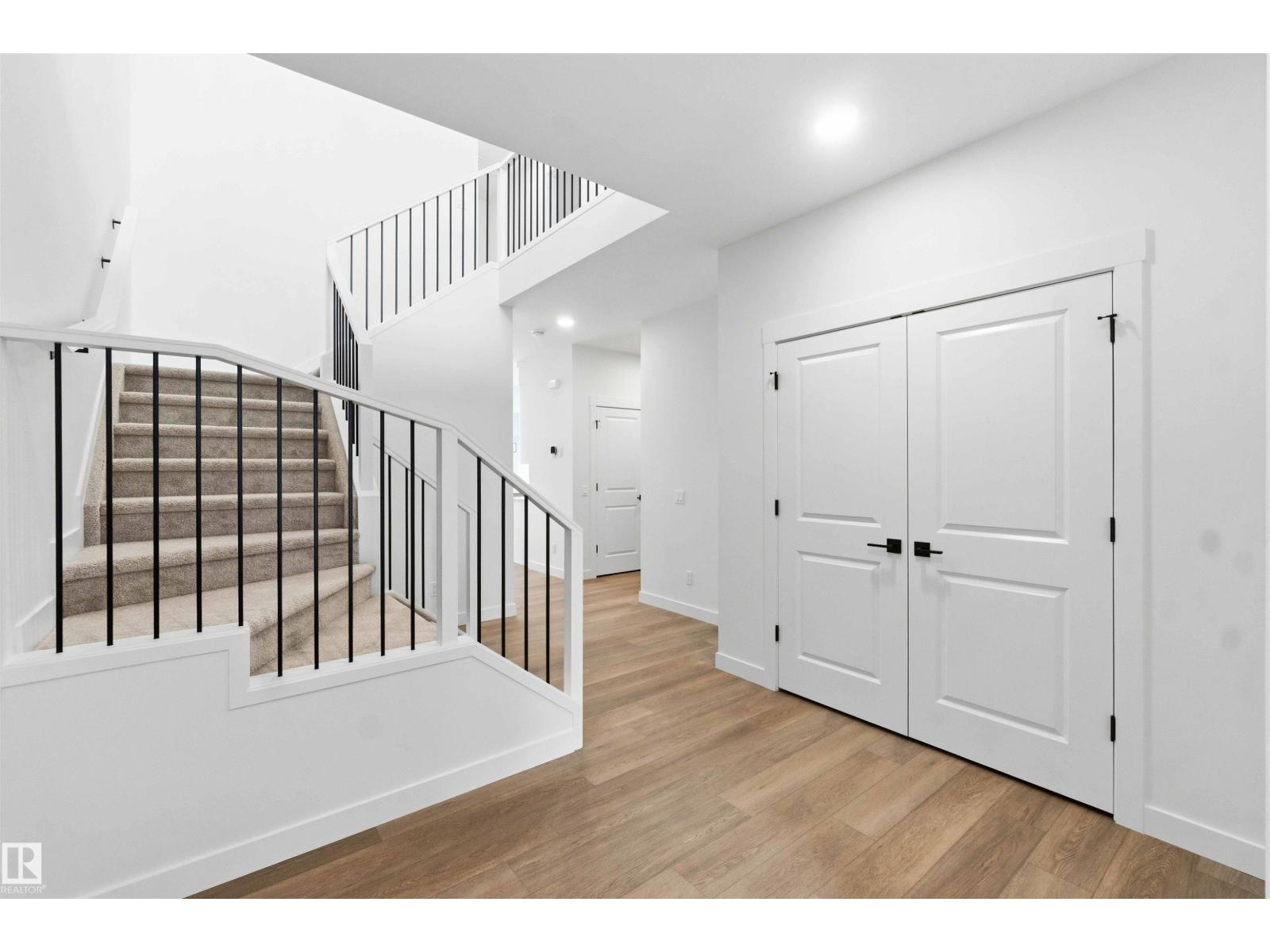 1085 CRISTALL CR SW - photo 3