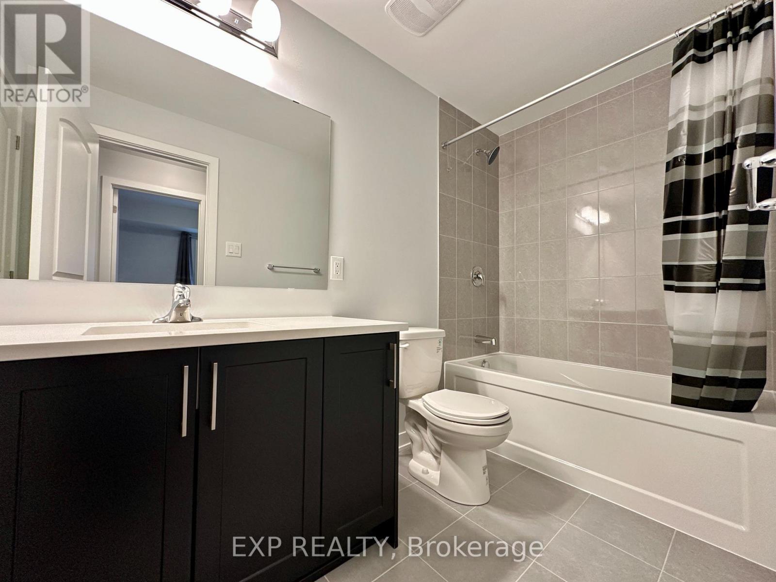 3 Bed, 2 Bath House for Rent in Ottawa – 422 LILLIAN FREIMAN PRIVATE, Ottawa – MLS# X13471192 - Image 12