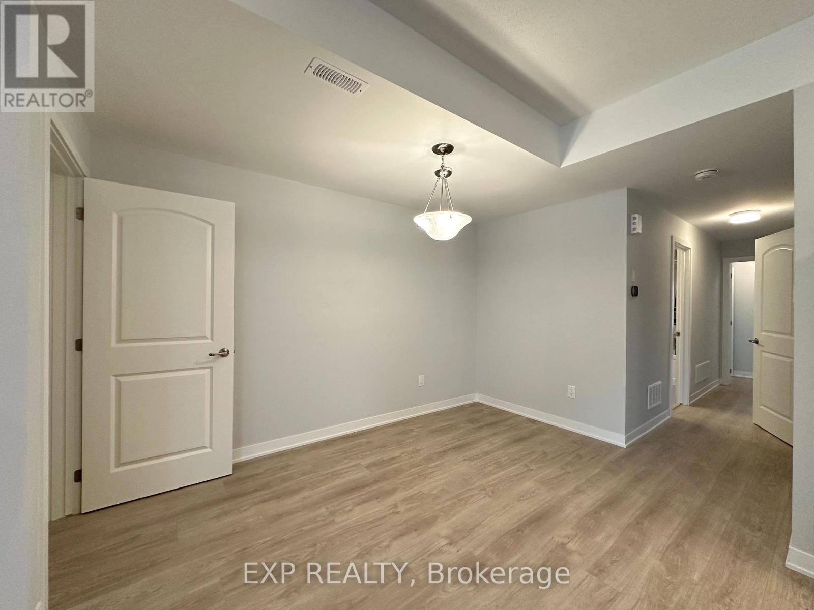 3 Bed, 2 Bath House for Rent in Ottawa – 422 LILLIAN FREIMAN PRIVATE, Ottawa – MLS# X13471192 - Image 14