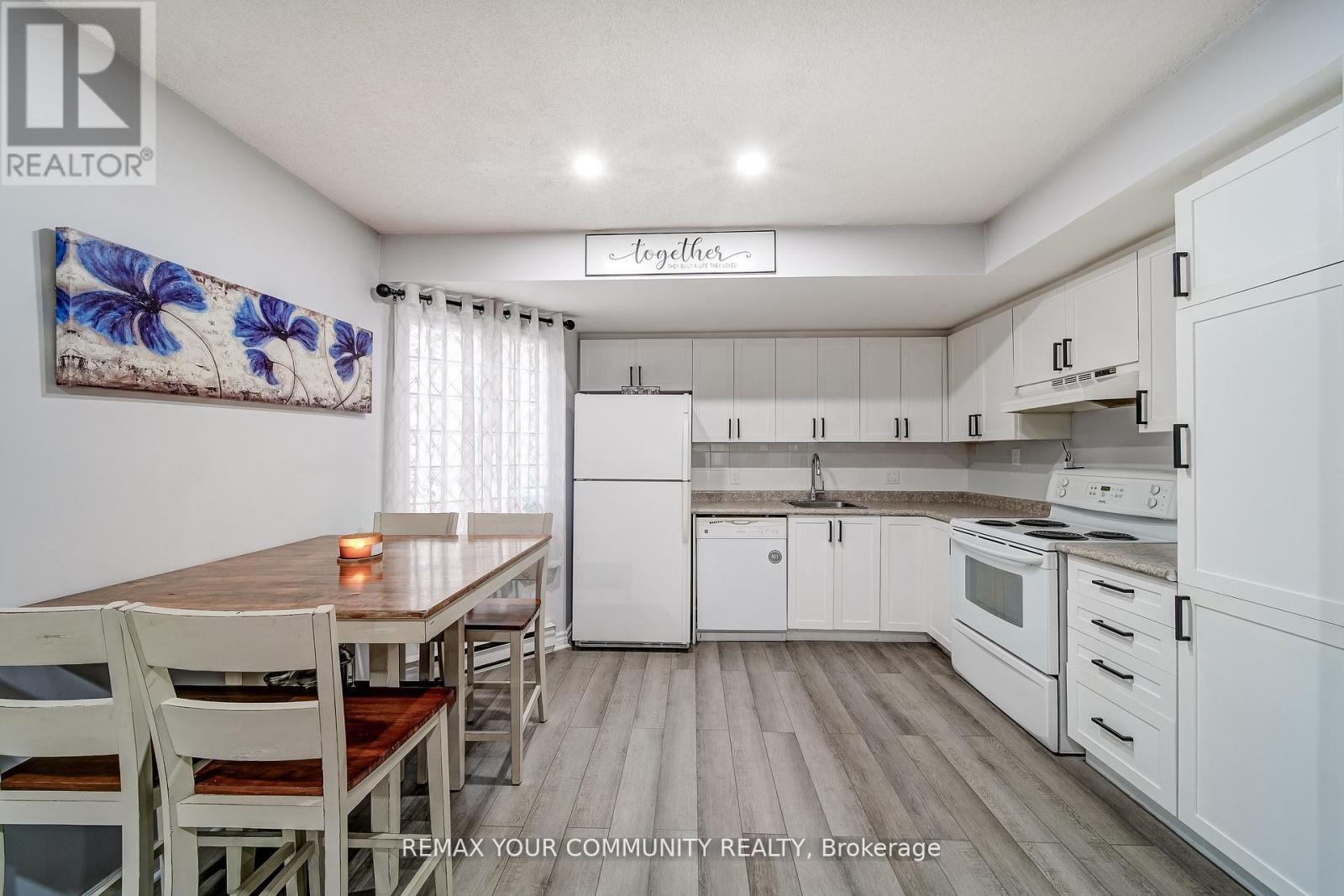 #3 77 MILL STREET - Image 10