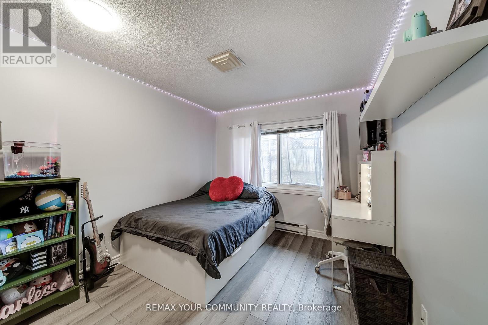 #3 77 MILL STREET - Image 15
