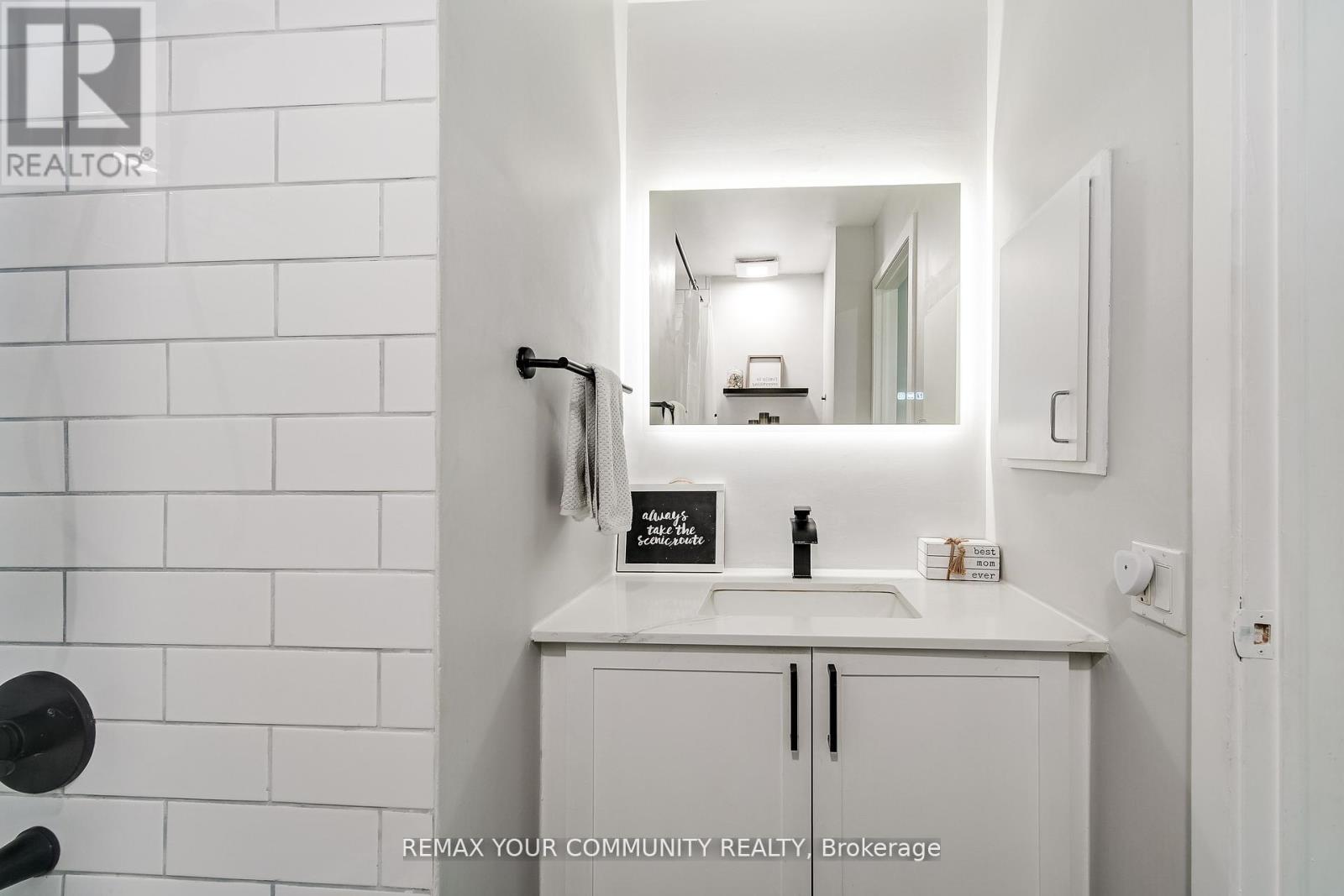 #3 77 MILL STREET - Image 25