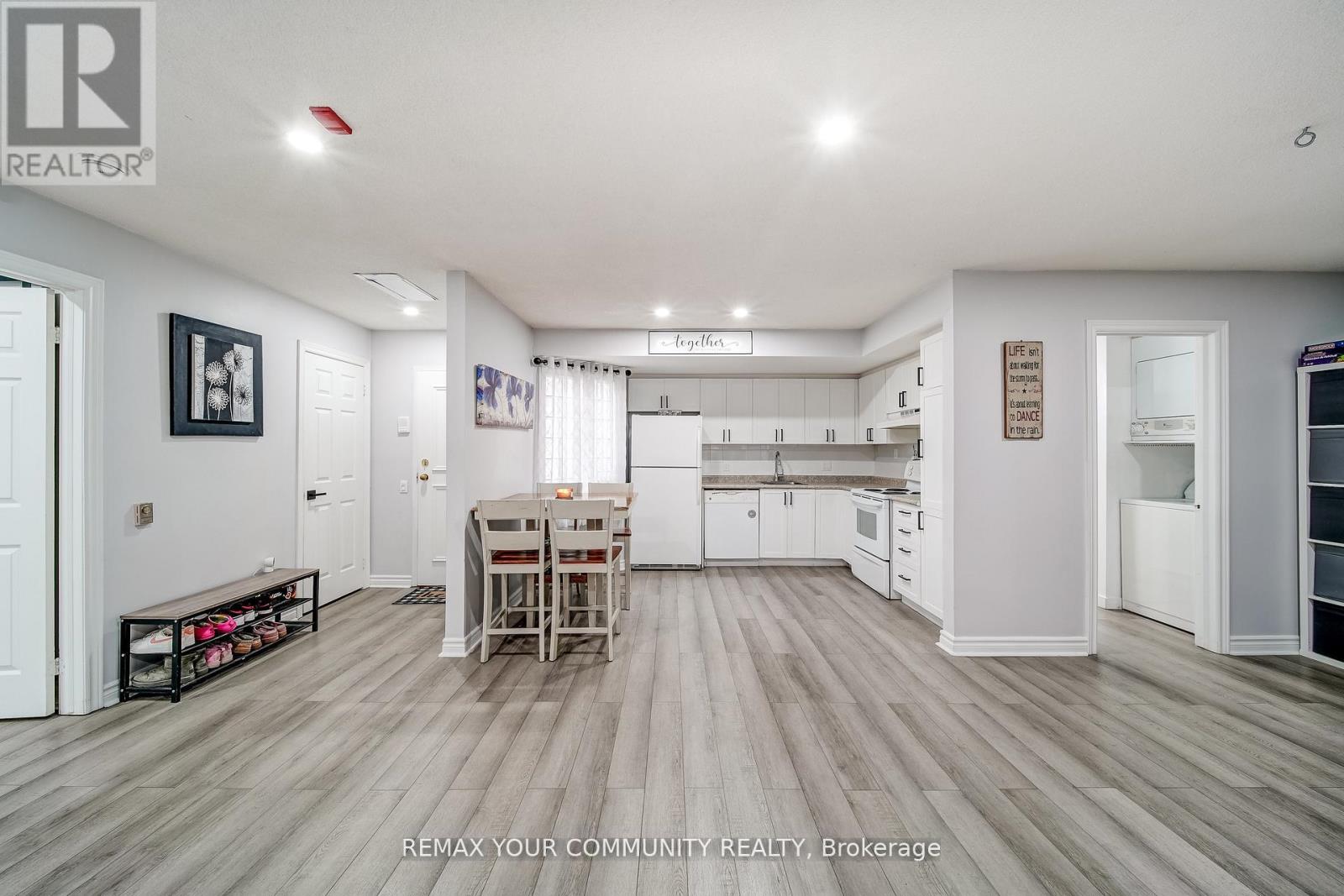 #3 77 MILL STREET - Image 9