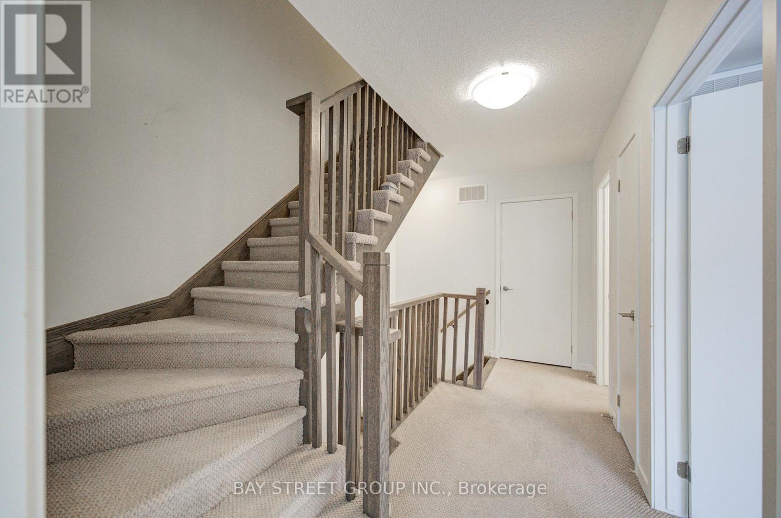 #TH3 11 HONEYCRISP CRESCENT - Image 20