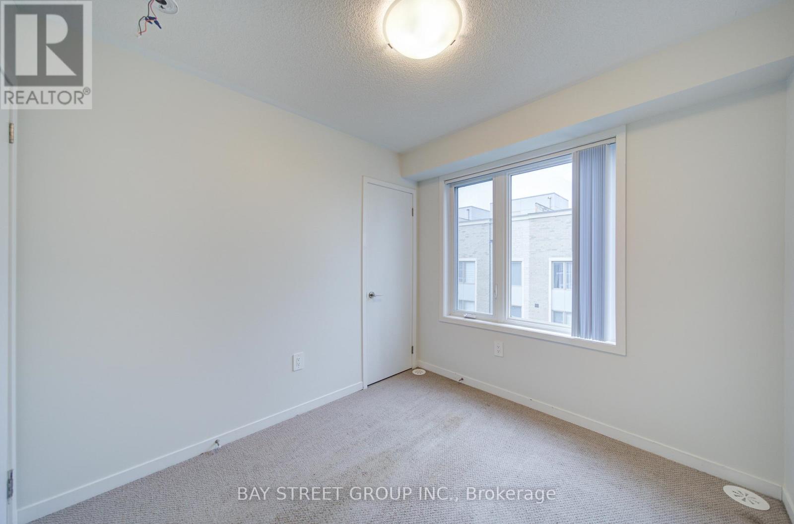 #TH3 11 HONEYCRISP CRESCENT - Image 21