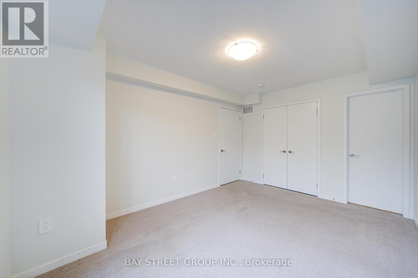 #TH3 11 HONEYCRISP CRESCENT - Image 27