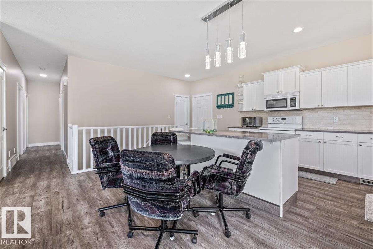 4708 47A AV — photo 22