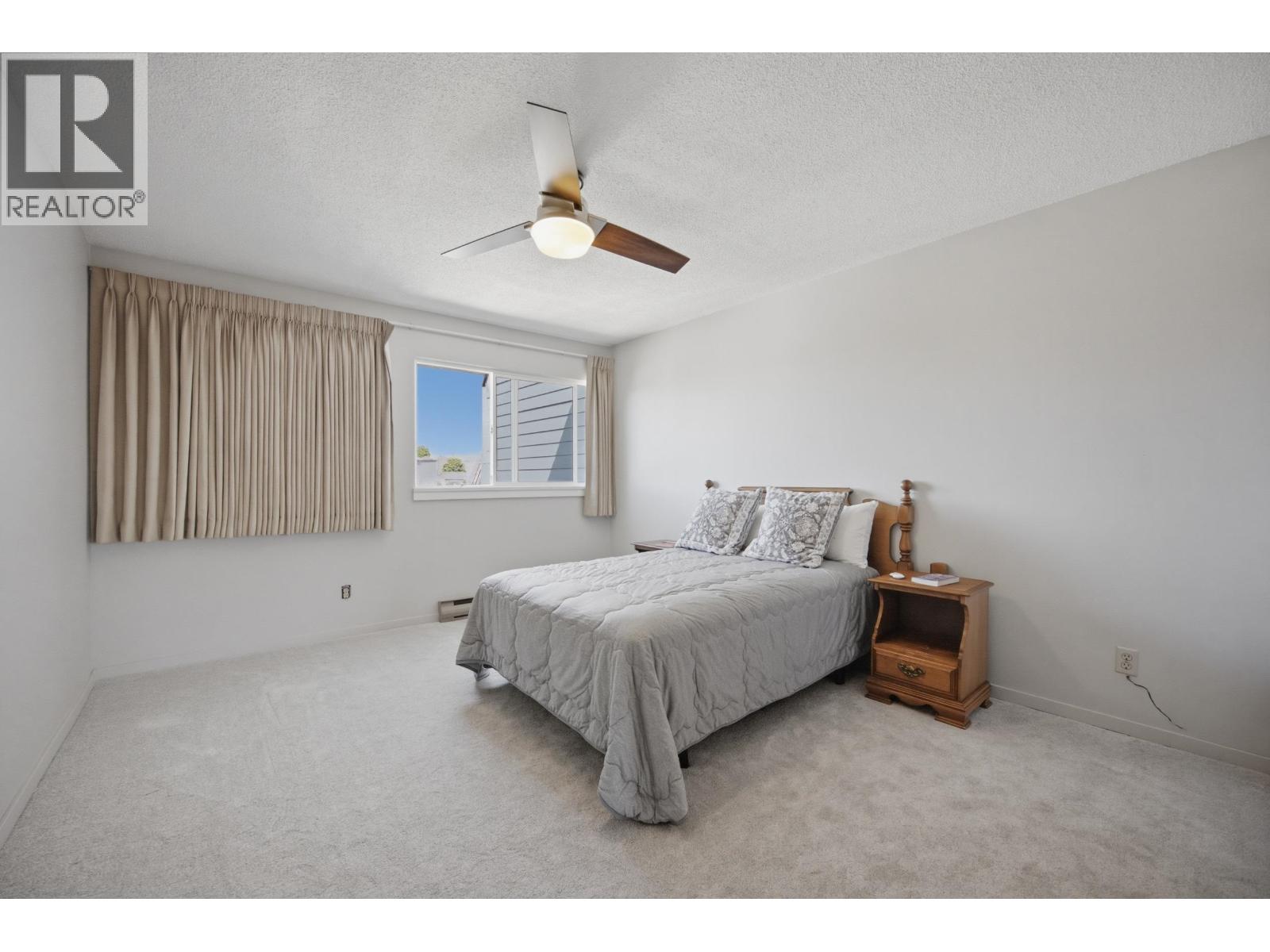 306 4926 48 AVENUE, Delta