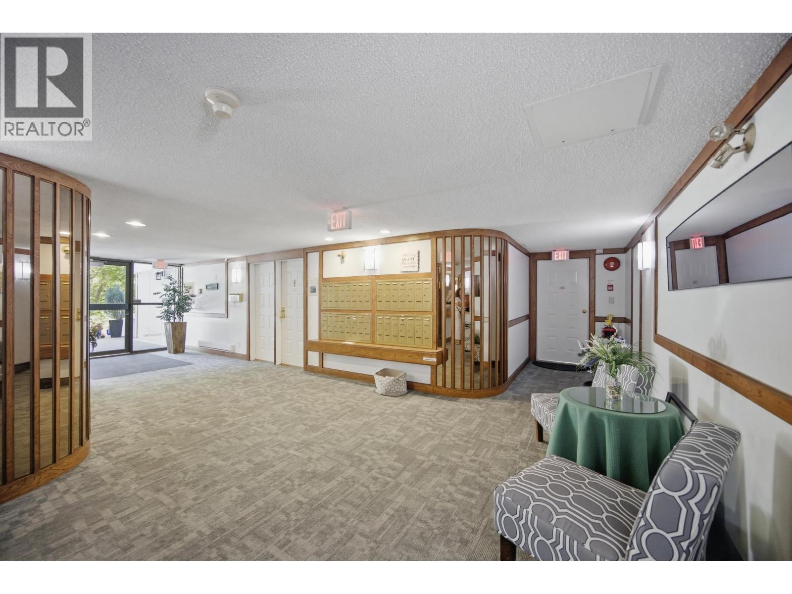 306 4926 48 AVENUE, Delta
