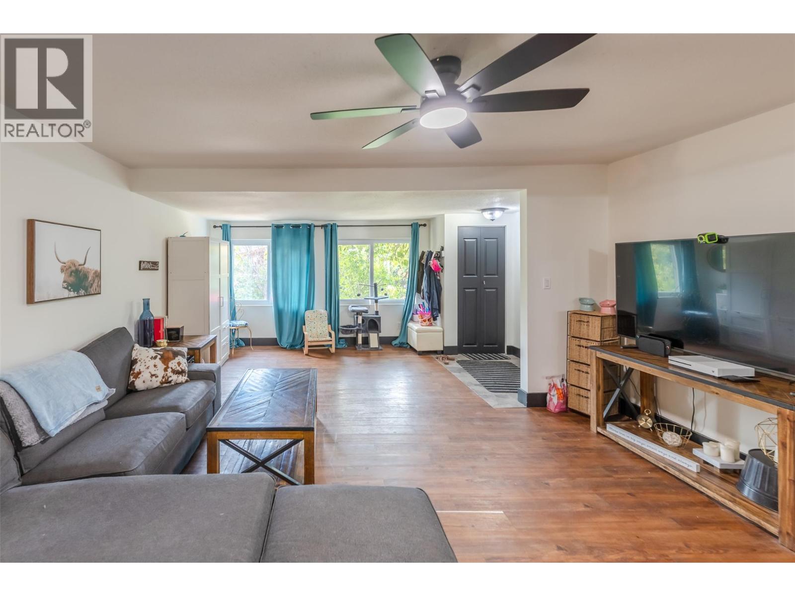2122 MAIN Street - 5
