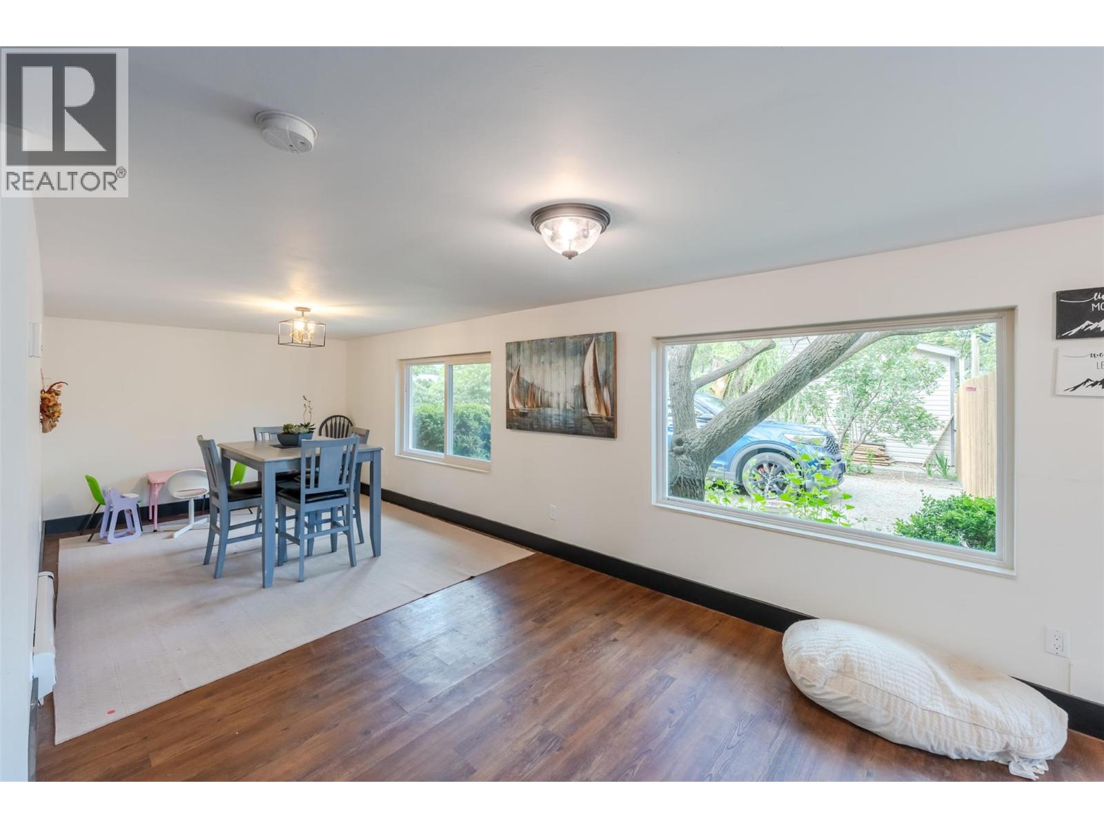 2122 MAIN Street - 18