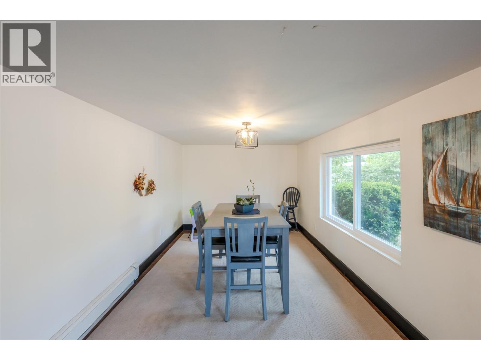 2122 MAIN Street - 19