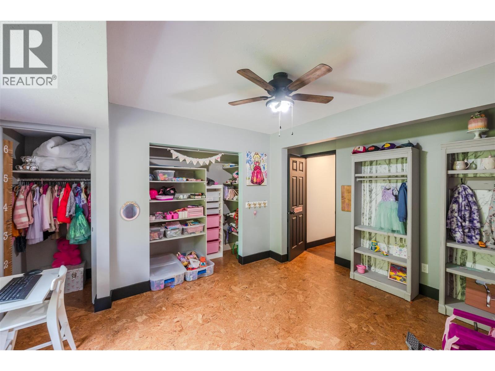 2122 MAIN Street - 40