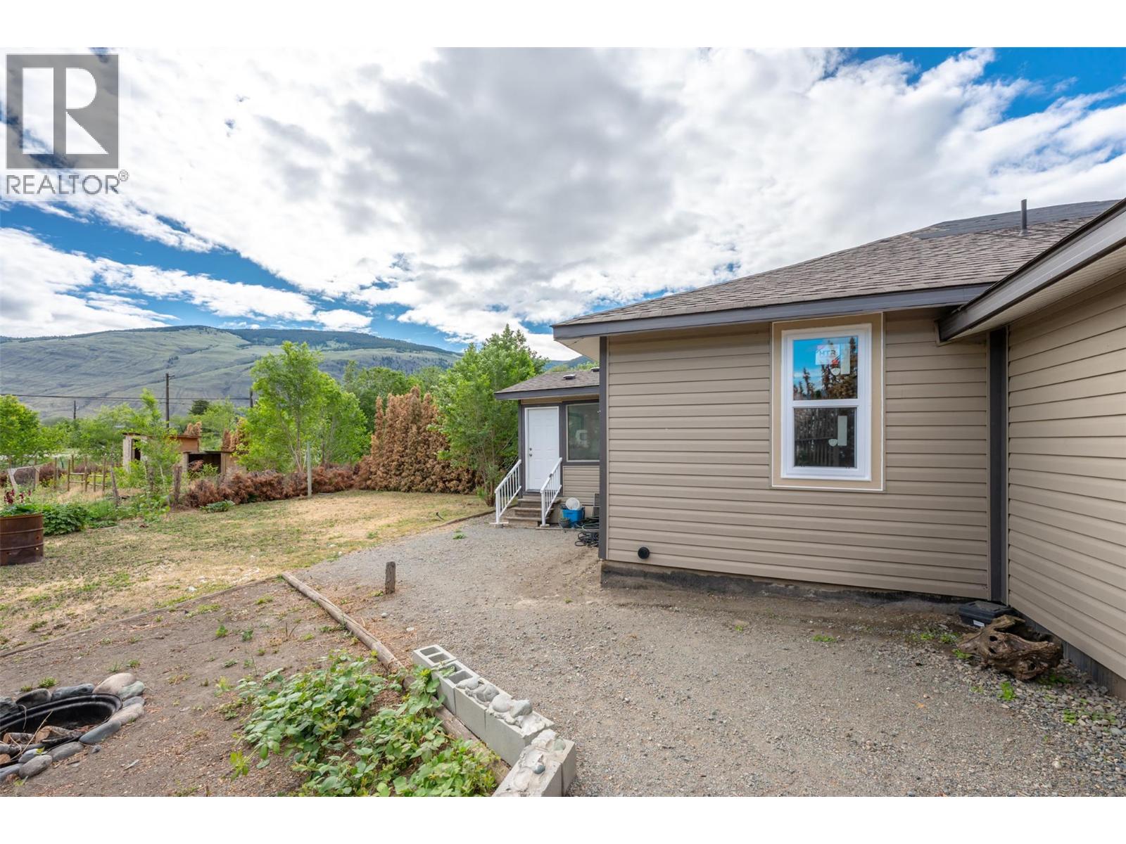 2122 MAIN Street - 50
