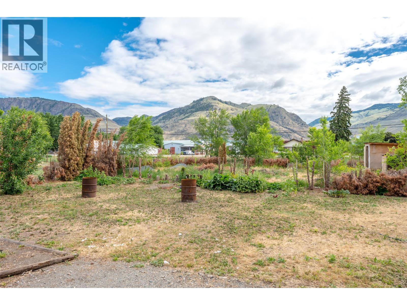 2122 MAIN Street - 52