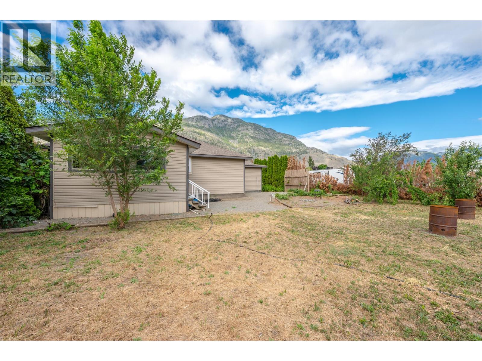 2122 MAIN Street - 53