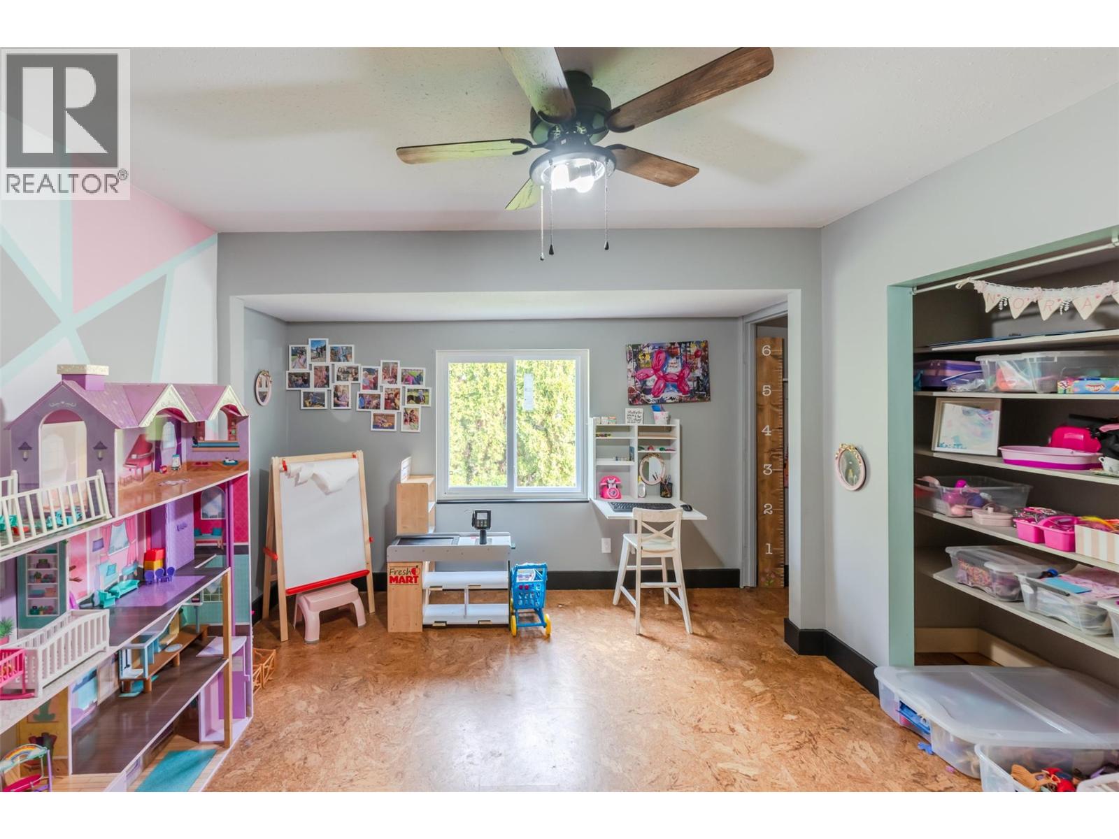 2122 MAIN Street - 39