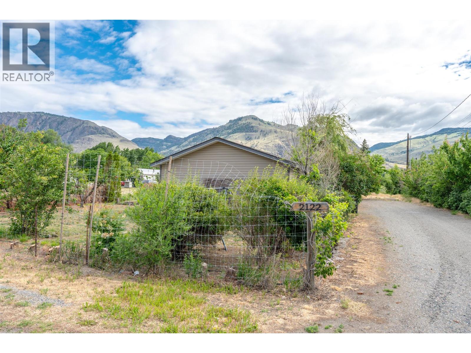 2122 MAIN Street - 77