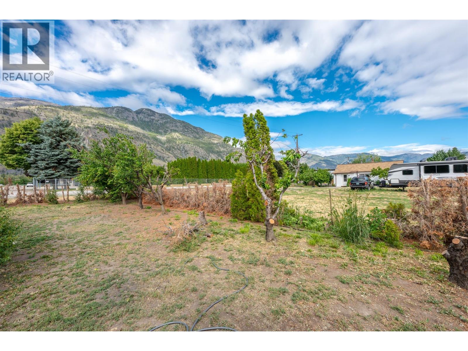2122 MAIN Street - 64
