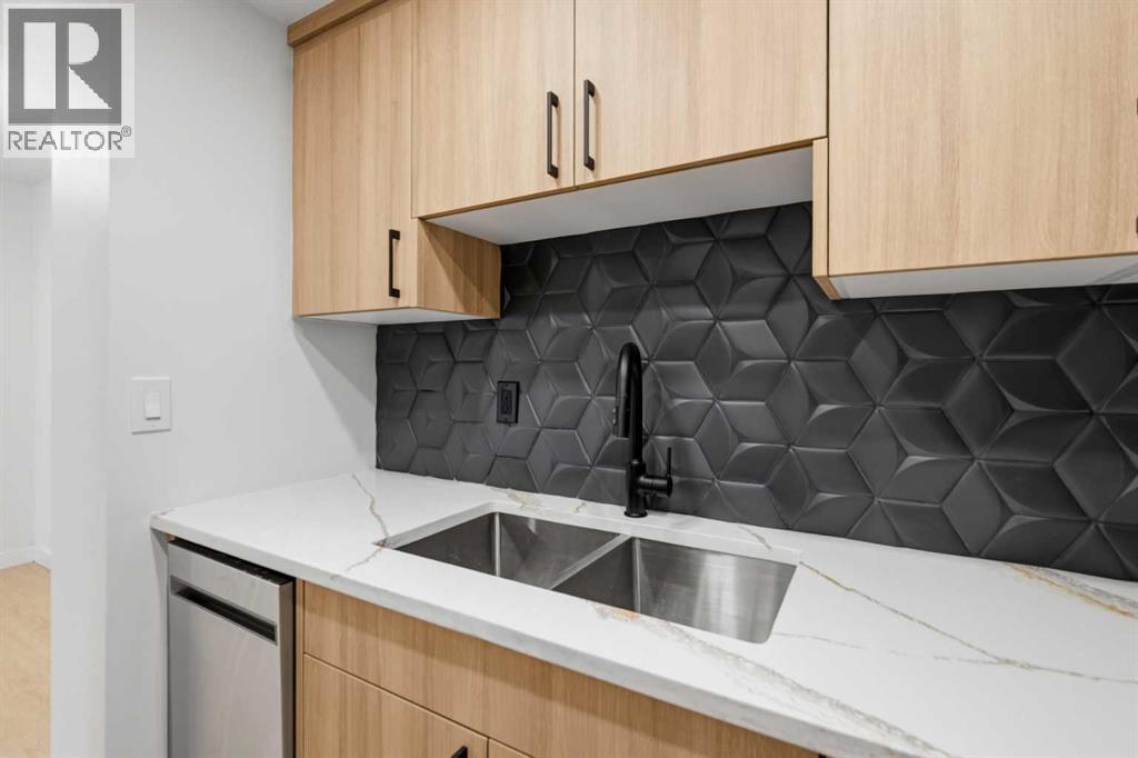 #209 5404 10 Avenue SE - 12