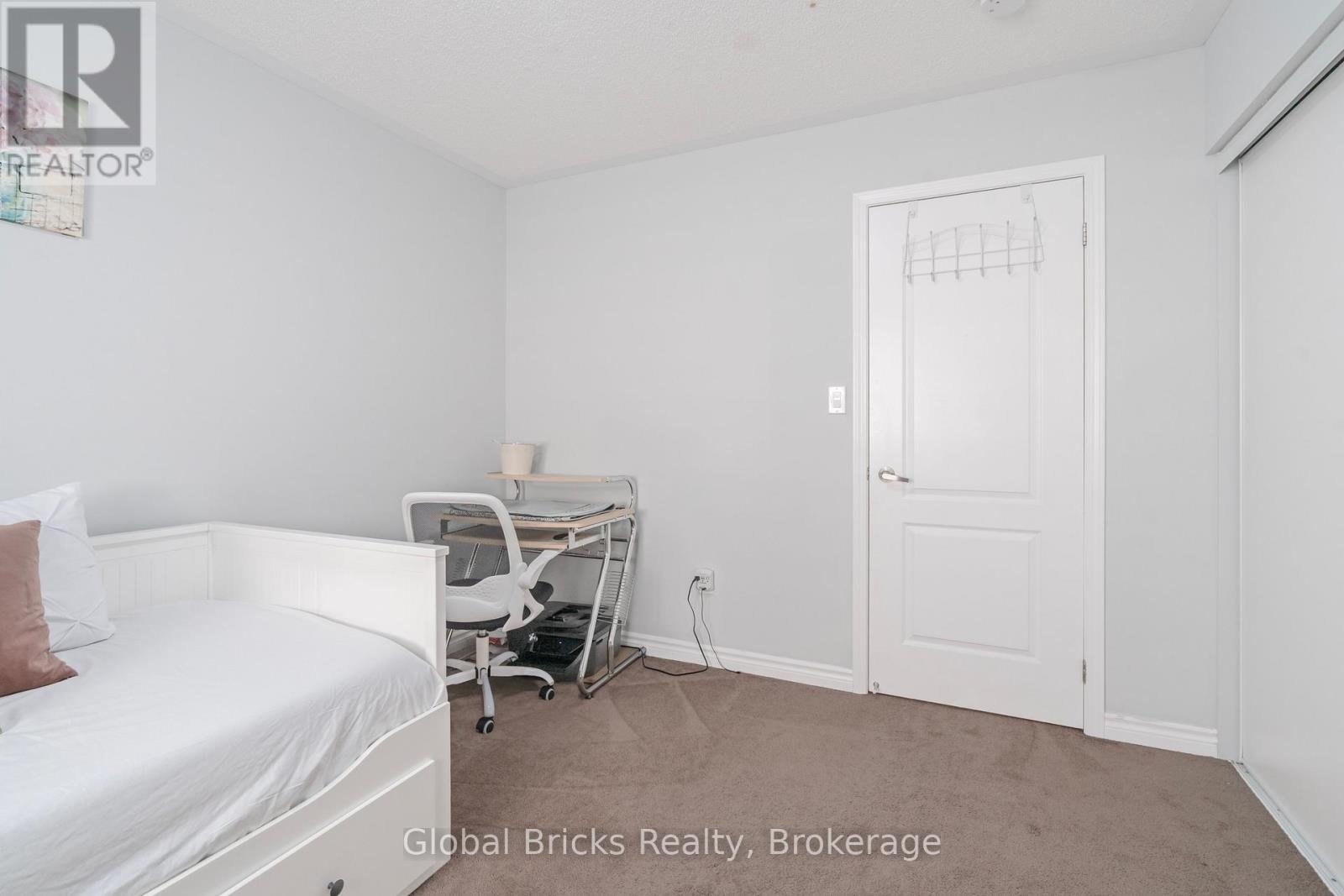 495 Blinco Terrace, Milton, ON photo 24