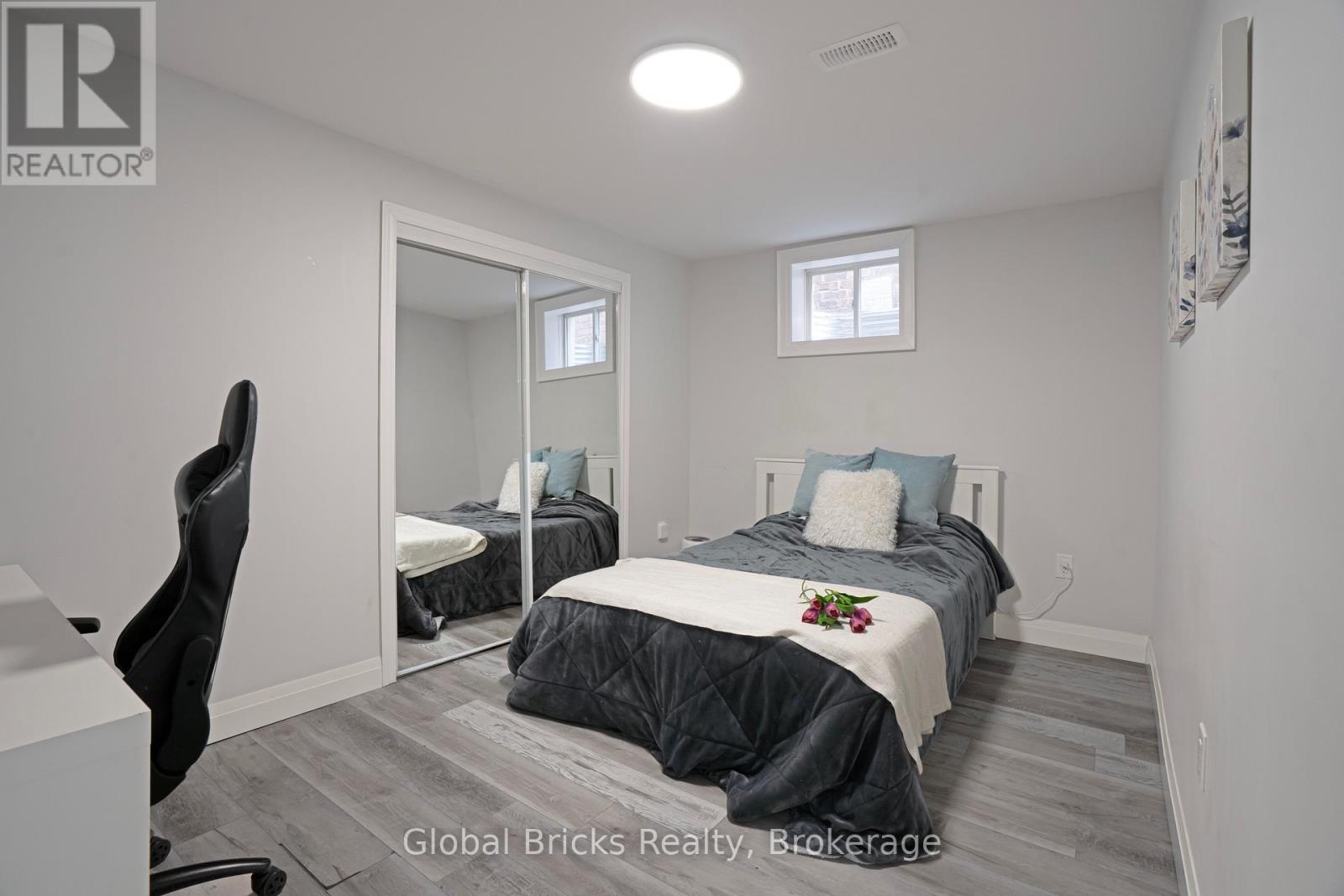495 Blinco Terrace, Milton, ON photo 43