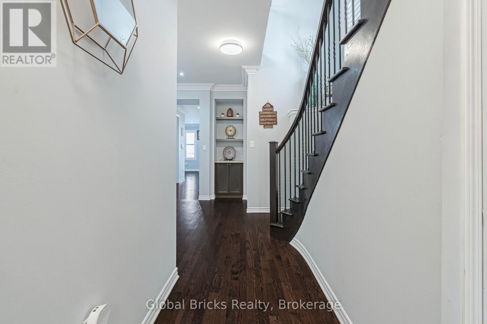 495 Blinco Terrace, Milton, ON photo 8