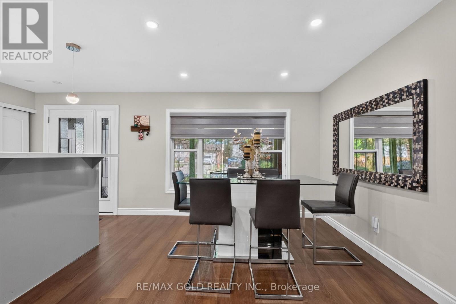 63 MORGANDALE CRESCENT - 17