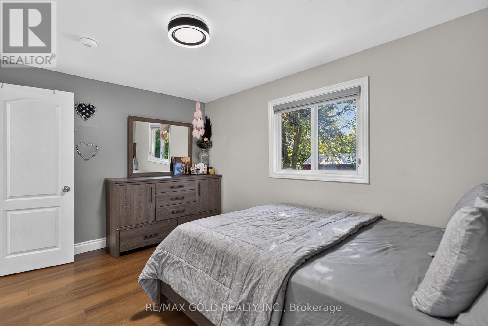 63 MORGANDALE CRESCENT - 29