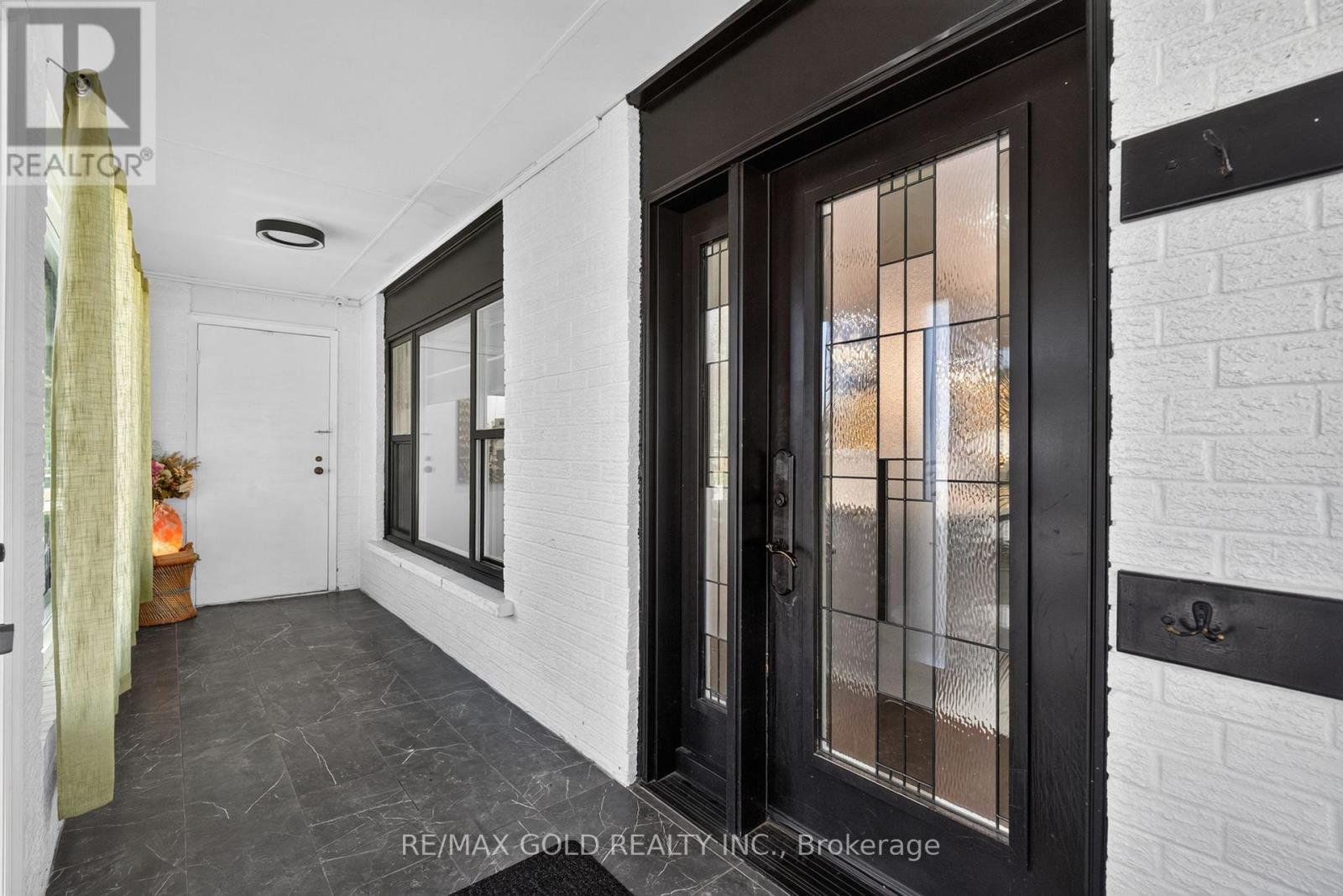 63 MORGANDALE CRESCENT - 5