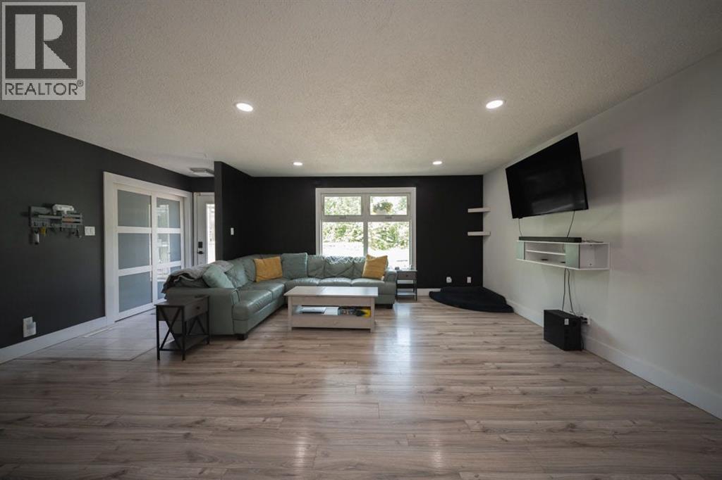 773 Timberline Drive - photo 5