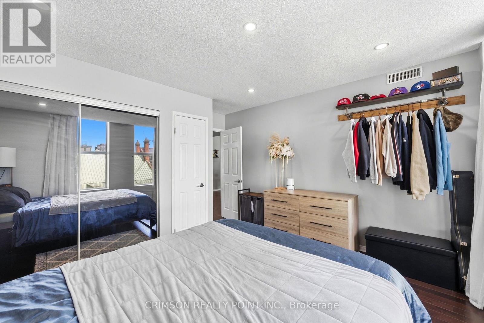 #507 36 JAMES STREET S - 18