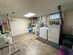 199 Stanley Avenue, Somerset, MB R0G2L0 Photo 38