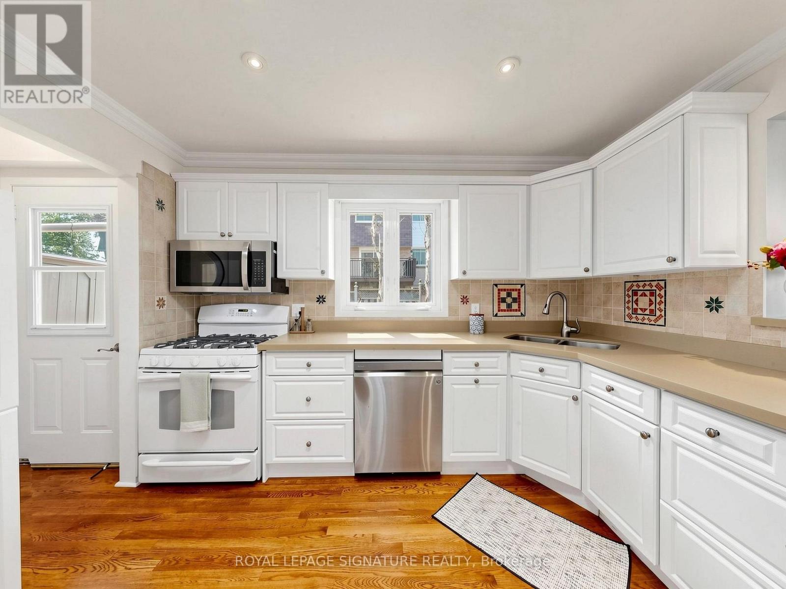 2094 WATER'S EDGE DRIVE - 10