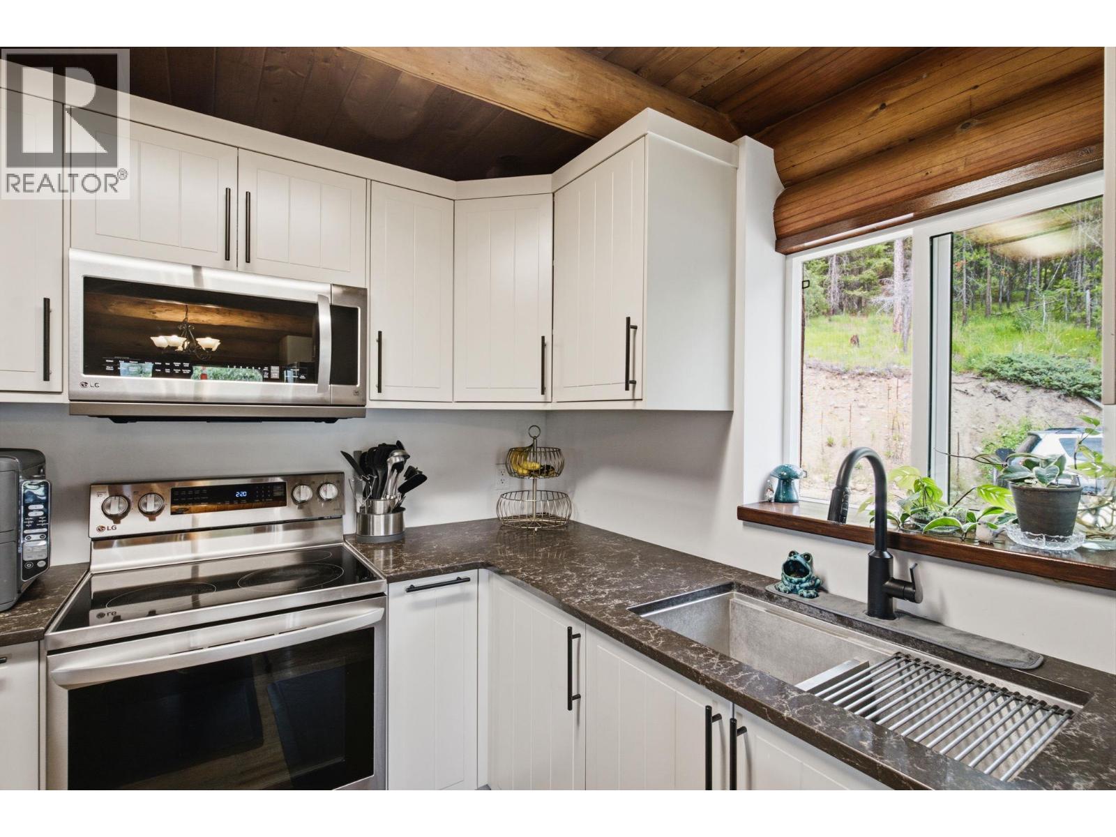 1822 Cardinal Creek Road - 11