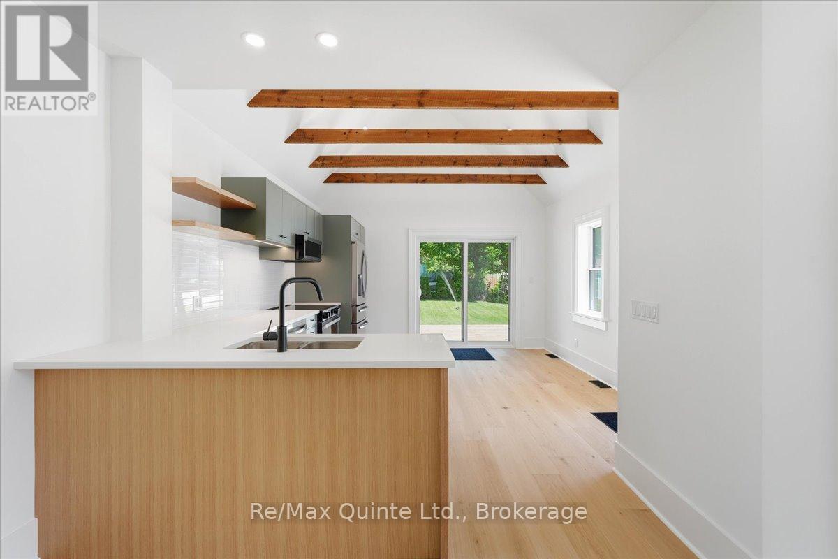 11 EYRE STREET - Image 15