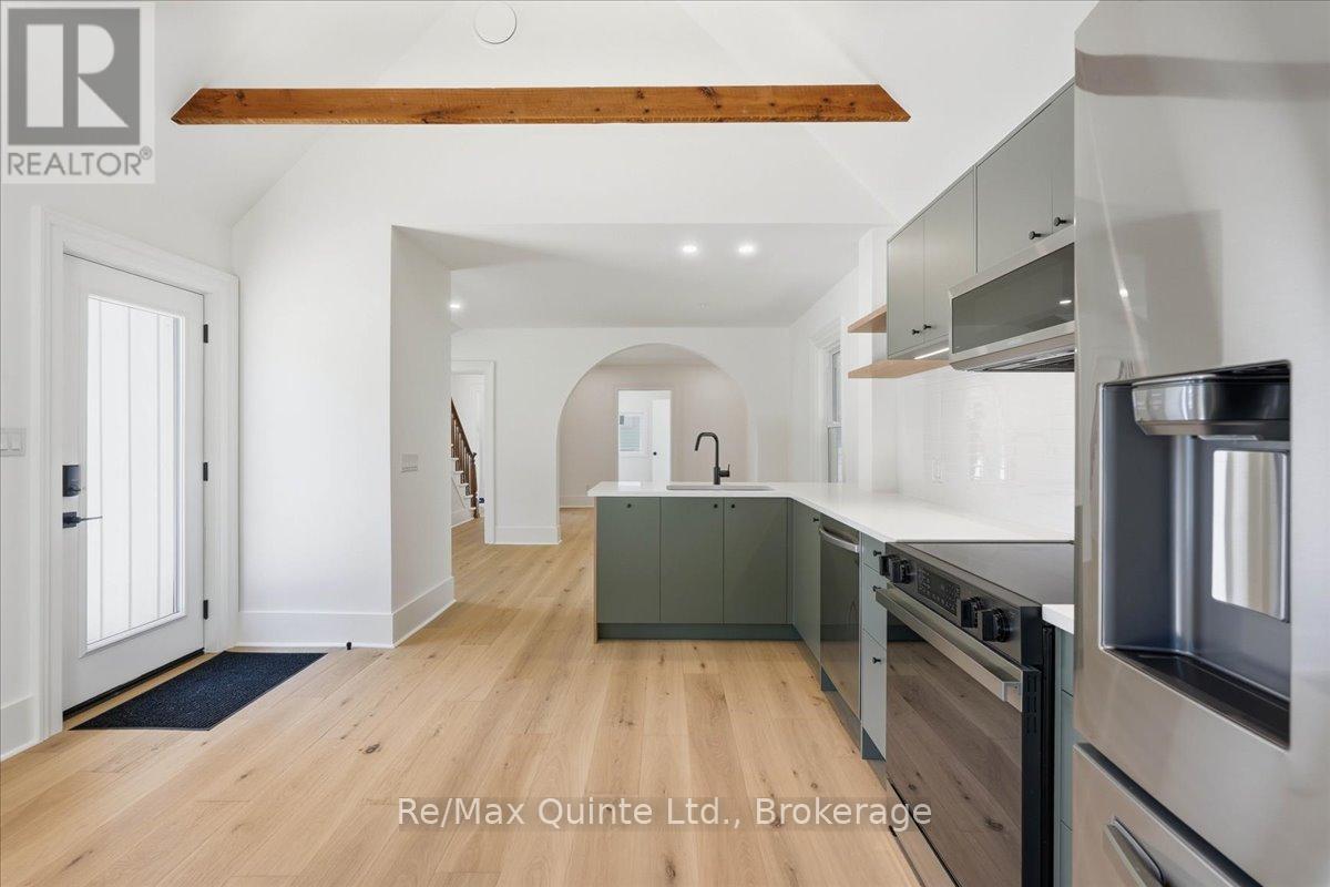 11 EYRE STREET - Image 24