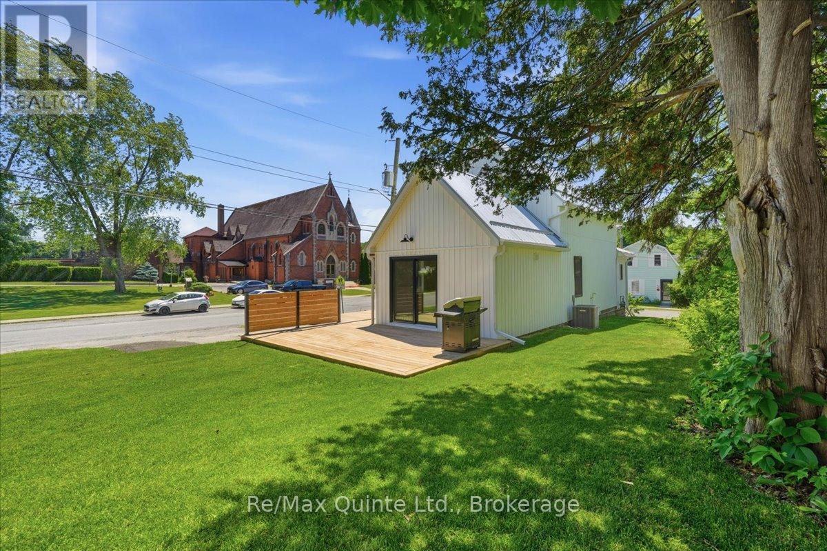 11 EYRE STREET - 37